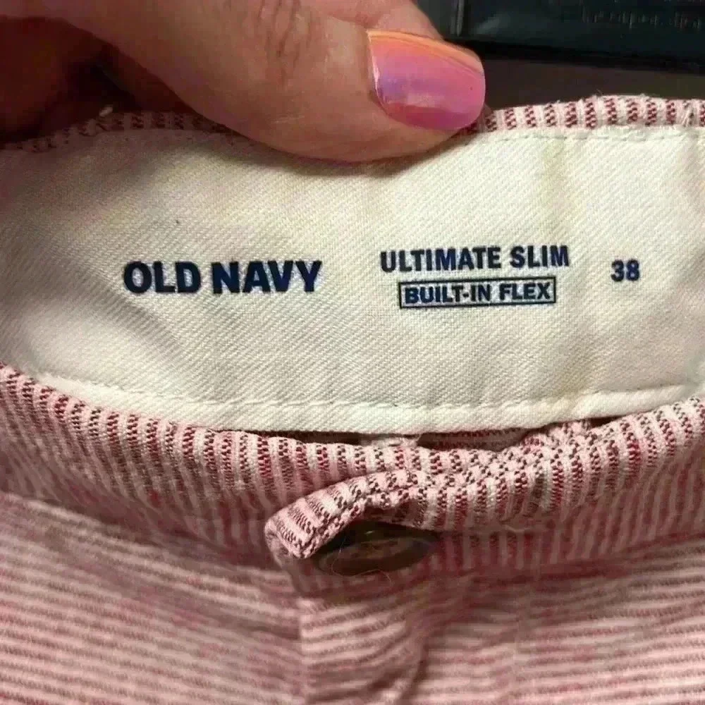 Old Navy Ultimate Slim Linen Blend Shorts Size 38 Inseam 9” Red & White Stripes